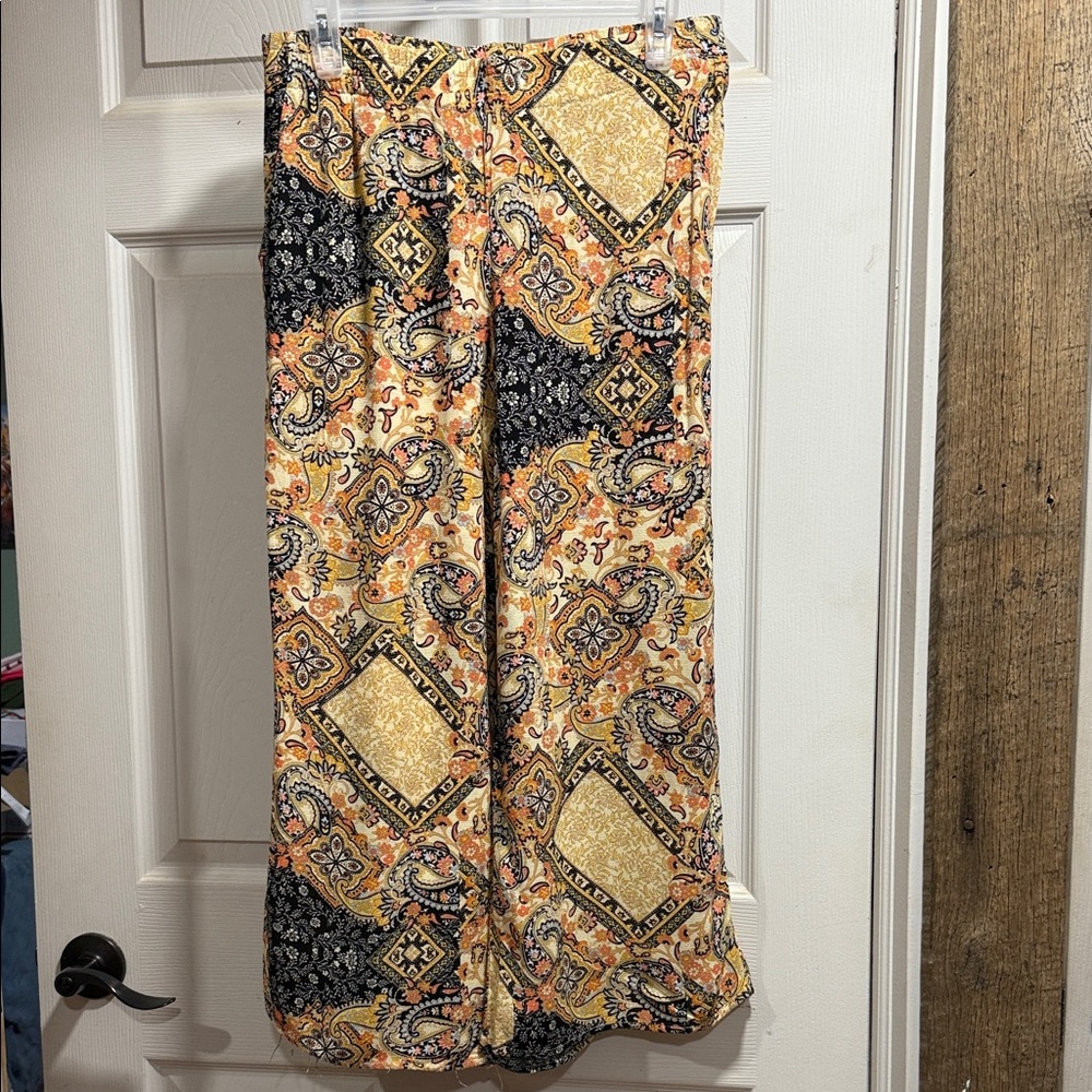 cupcakes & cashmere Multicolor Cropped Wide Leg Pants